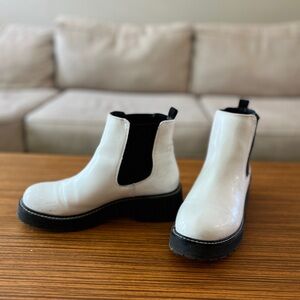 Steve Madden white boots